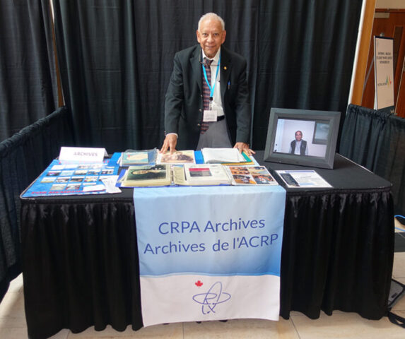 Sunil at the archivist's table / Sunil à la table de l'archiviste (Hamilton 2025)