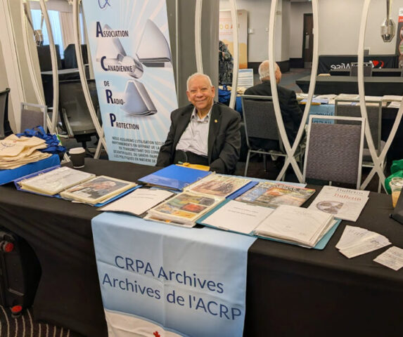 Sunil at the archivist's table / Sunil à la table de l'archiviste (Saskatoon 2026)